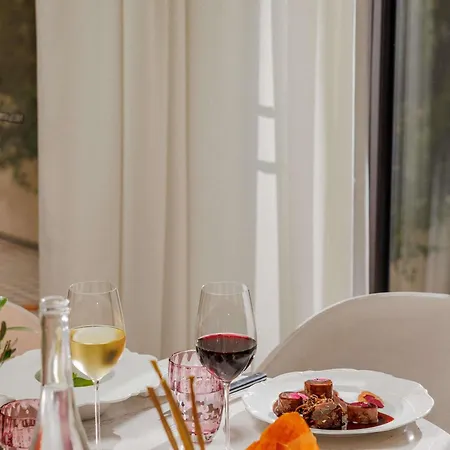 Hotel Le Royal Monceau Raffles Paris-2
